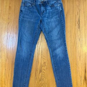 LOFT Women's Skinny Jeans in medium blue size 6